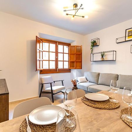 Charming 2 Bedroom Apartment At San Marcos Plaza By Ocityzen Sevilla Exterior foto